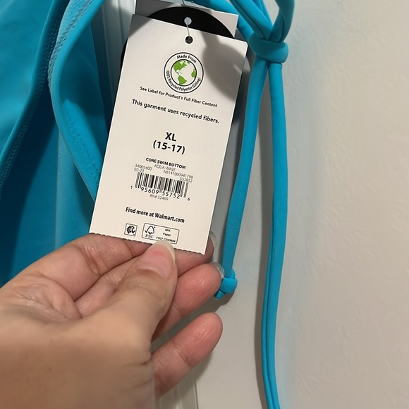 No Boundaries swim bottoms - Picture 3 of 4